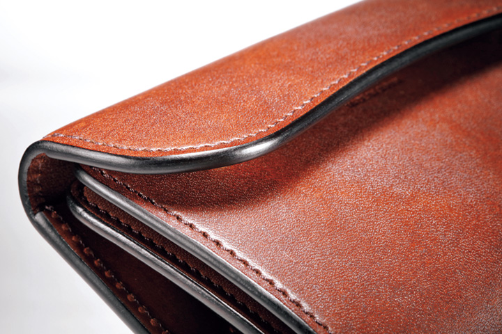 ワイルドスワンズ ３つ折り財布