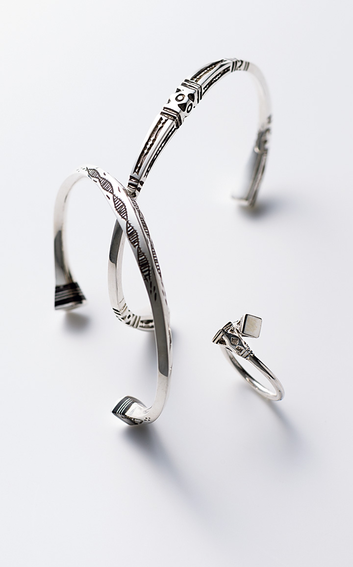 オールハンドメイドで全て一点モノ