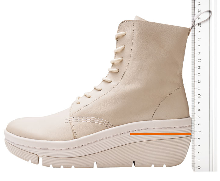 ドクターマーチンのザレラ