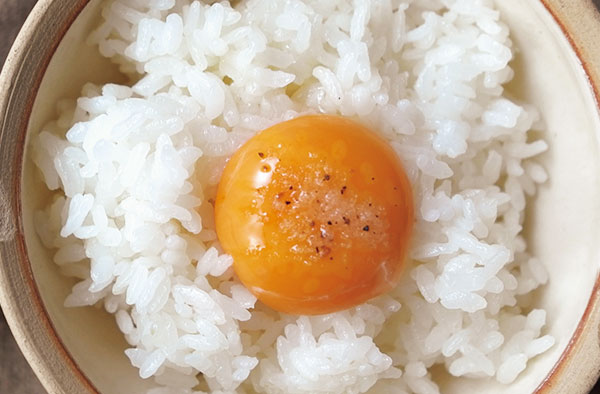 独自のさん手間かけtkg 趣向を凝らしたアレンジレシピ たまごかけごはんを極める 8