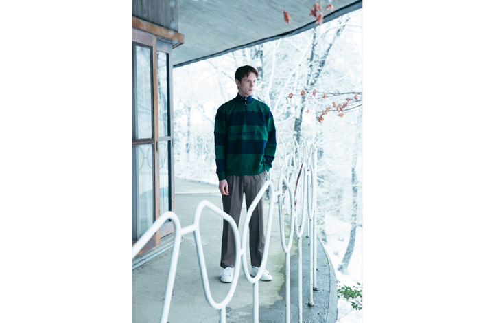 le coq sportif（ルコック スポルティフ） + tone（トーン）スペシャルコレクションのひとつスウェットジップシャツ