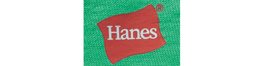 HANES ヘインズ スポーツウェアのガーメントダイＴシャツ　ロゴ