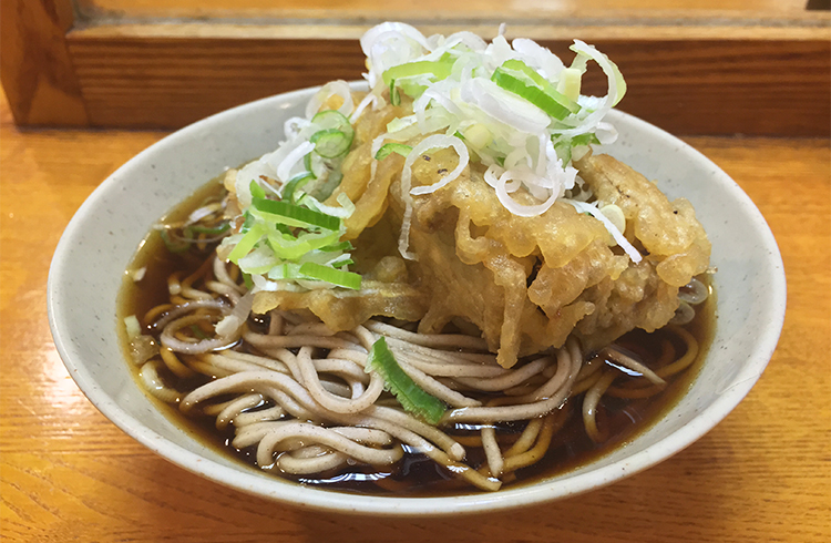 駅そばの高級品「住よし」の名古屋コーチンきしめん【名古屋】