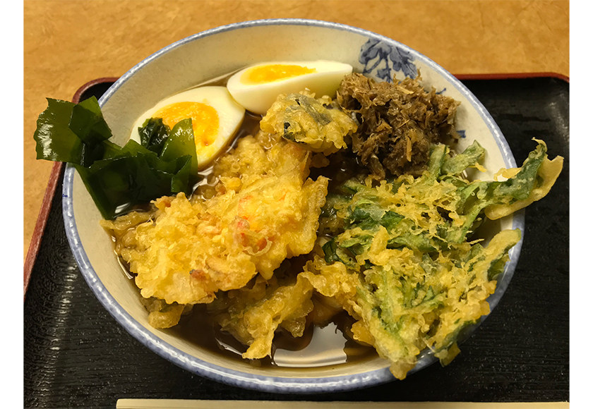 峠そばの野菜天盛りそば・ゆで卵