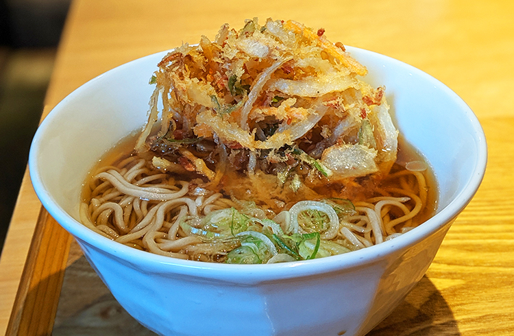 「○八(まるはち)食堂」「鳥羽水族館」「山口屋」の伊勢うどん【三重】