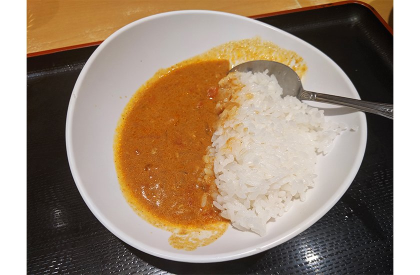 よもだそばの半カレー