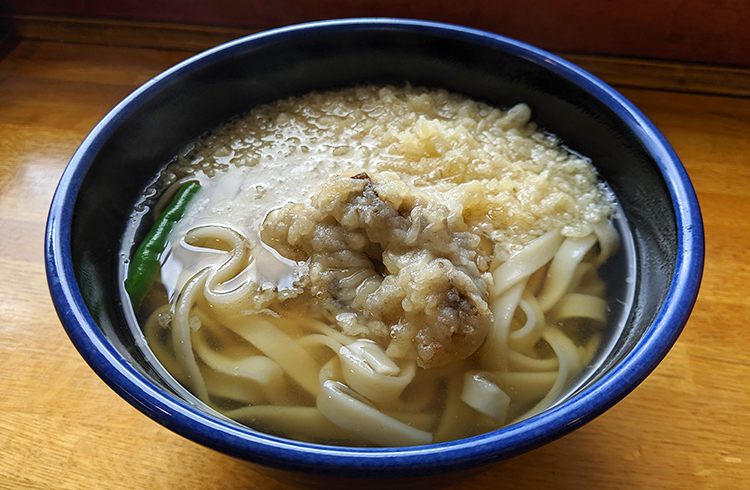 駅そばの高級品「住よし」の名古屋コーチンきしめん【名古屋】