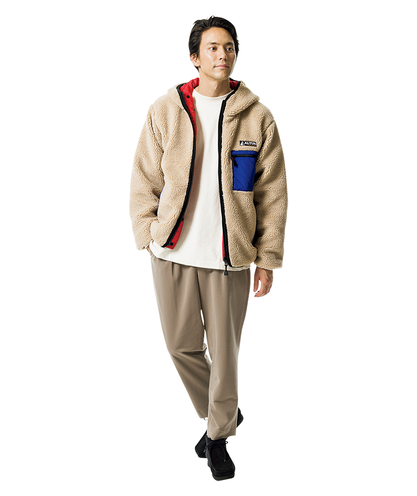 アルタス マウンテン ギア×ジーンズファクトリーのリバーシブル ボアパーカ