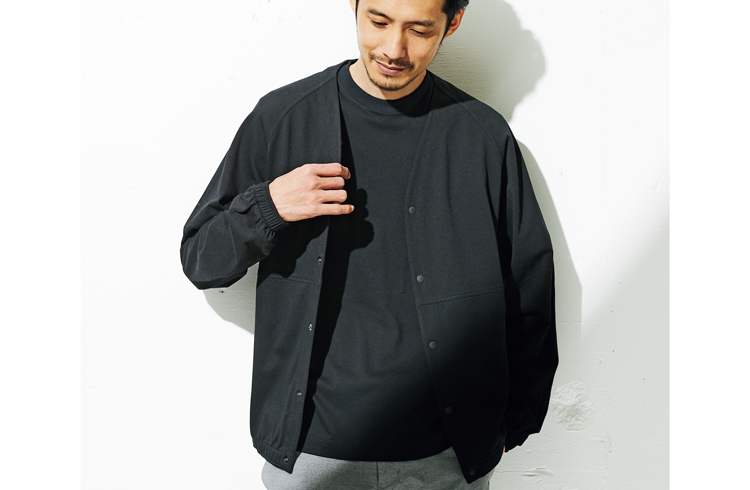 マッキントッシュ フィロソフィーの裏ヒットＴシャツ×同素材カーデのコンボが最高!!