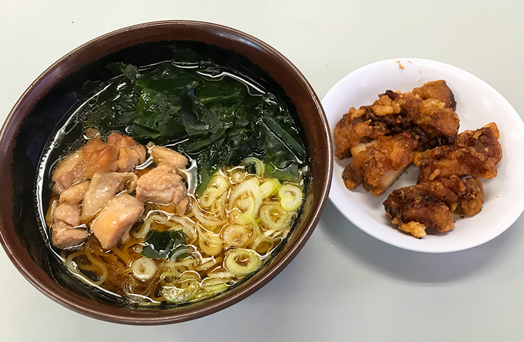 「○八(まるはち)食堂」「鳥羽水族館」「山口屋」の伊勢うどん【三重】