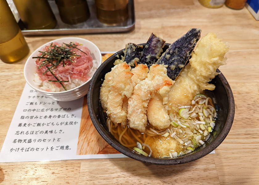 とんがらしの天盛りそば ネギトロ丼