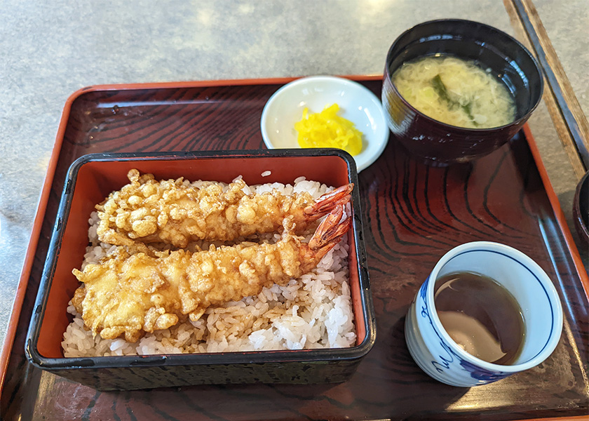 麺房 八角 大倉山店 海老天丼