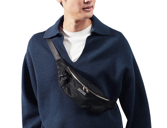 foot the coacher フット ザ コーチャーのナイロンウエストバッグ