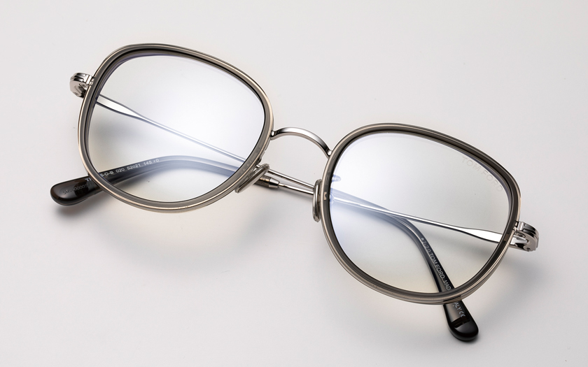 TOM FORD EYEWEAR トム フォード アイウエアのTF5746DB