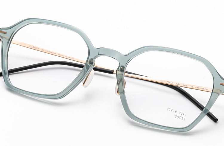 c_megane2022_yconcept_s.jpg