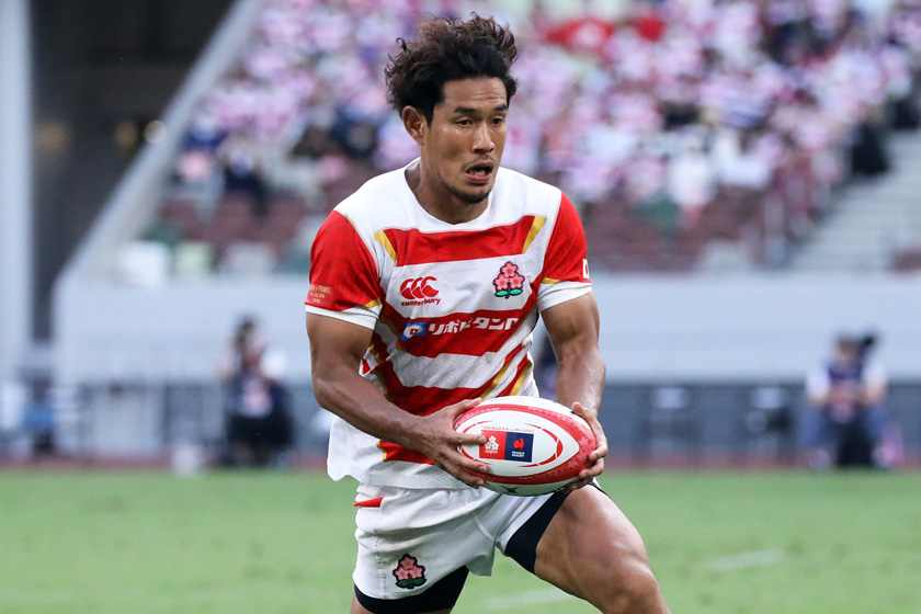 日本代表フルバック山中亮平