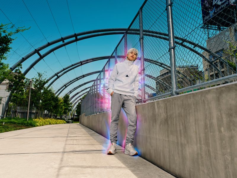 adidas スノボードウェア　幾何学模様 adidas スノボードウェア 幾何学模様