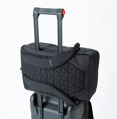 THE NORTH FACE ザ・ノース・フェイスのシャトルデイパック 24.5L