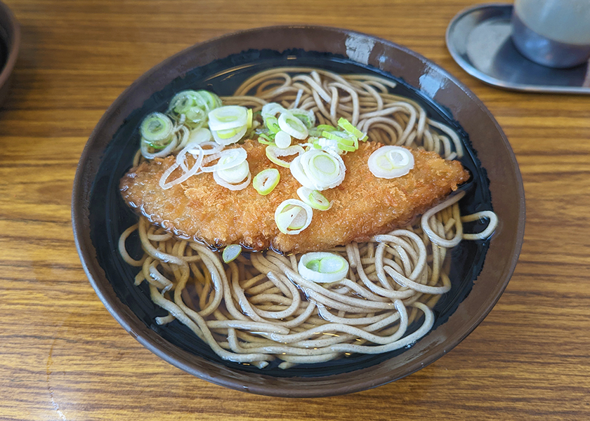 五味酉 白身フライそば