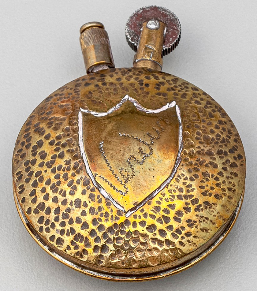 1910年代に製造されたハンドメイド・オイルライター