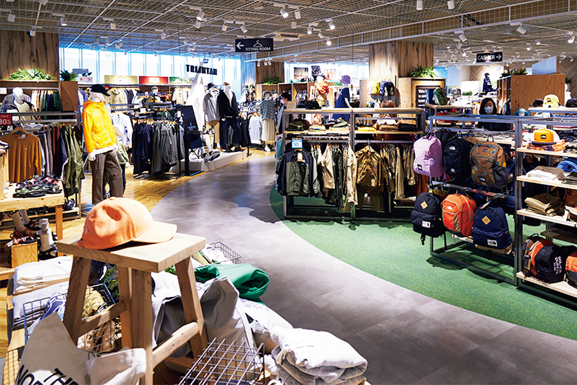 アルペントーキョー アウトドアアパレル