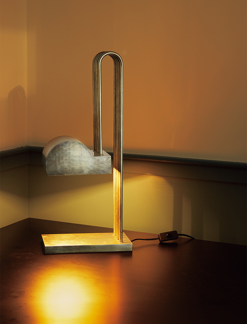 MARCEL BREUERのDESK LAMP