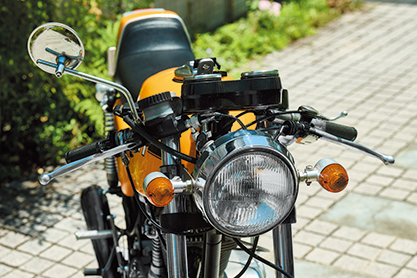 DUCATI ドゥカティの450デスモ