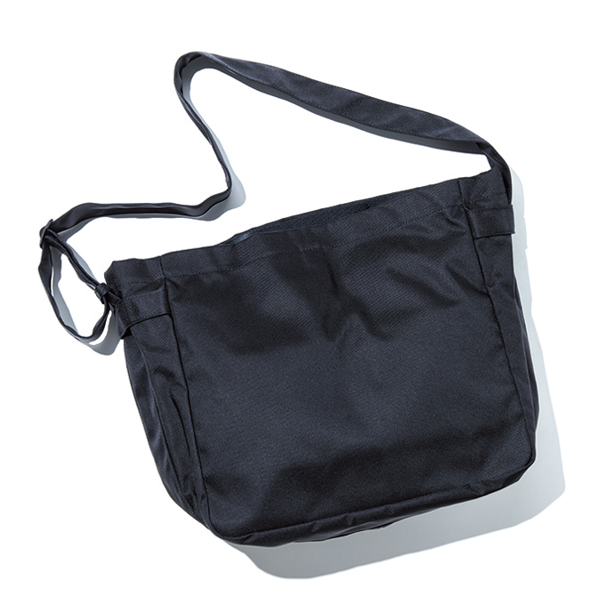 SLOW スロウ ballistic air -box shoulder bag-