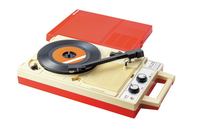 アナバス　オーディオのポータブルレコードプレーヤーGP-N3R