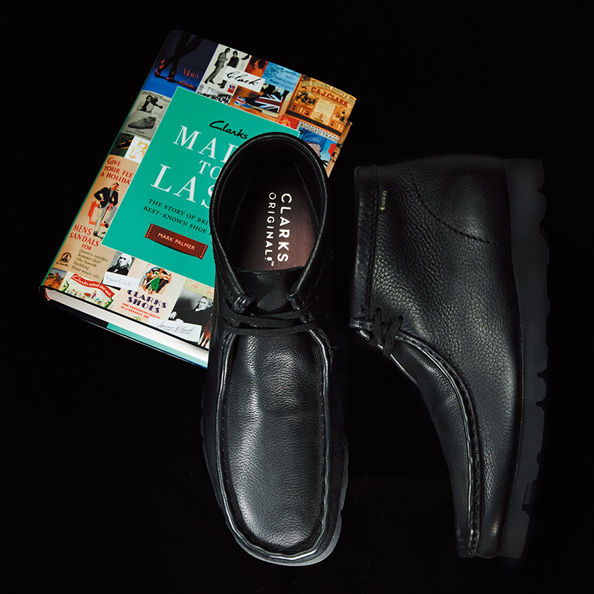 CLARKS ORIGINALS クラークス オリジナルズのワラビーブーツGTX ブラックレザー