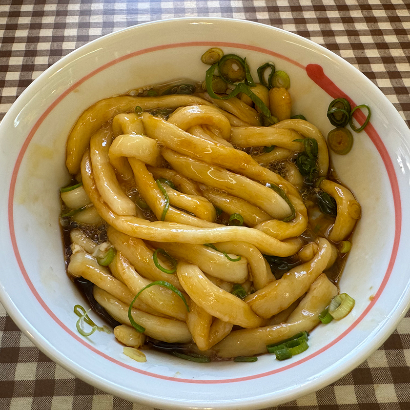 伊勢うどん　○八（まるはち）食堂