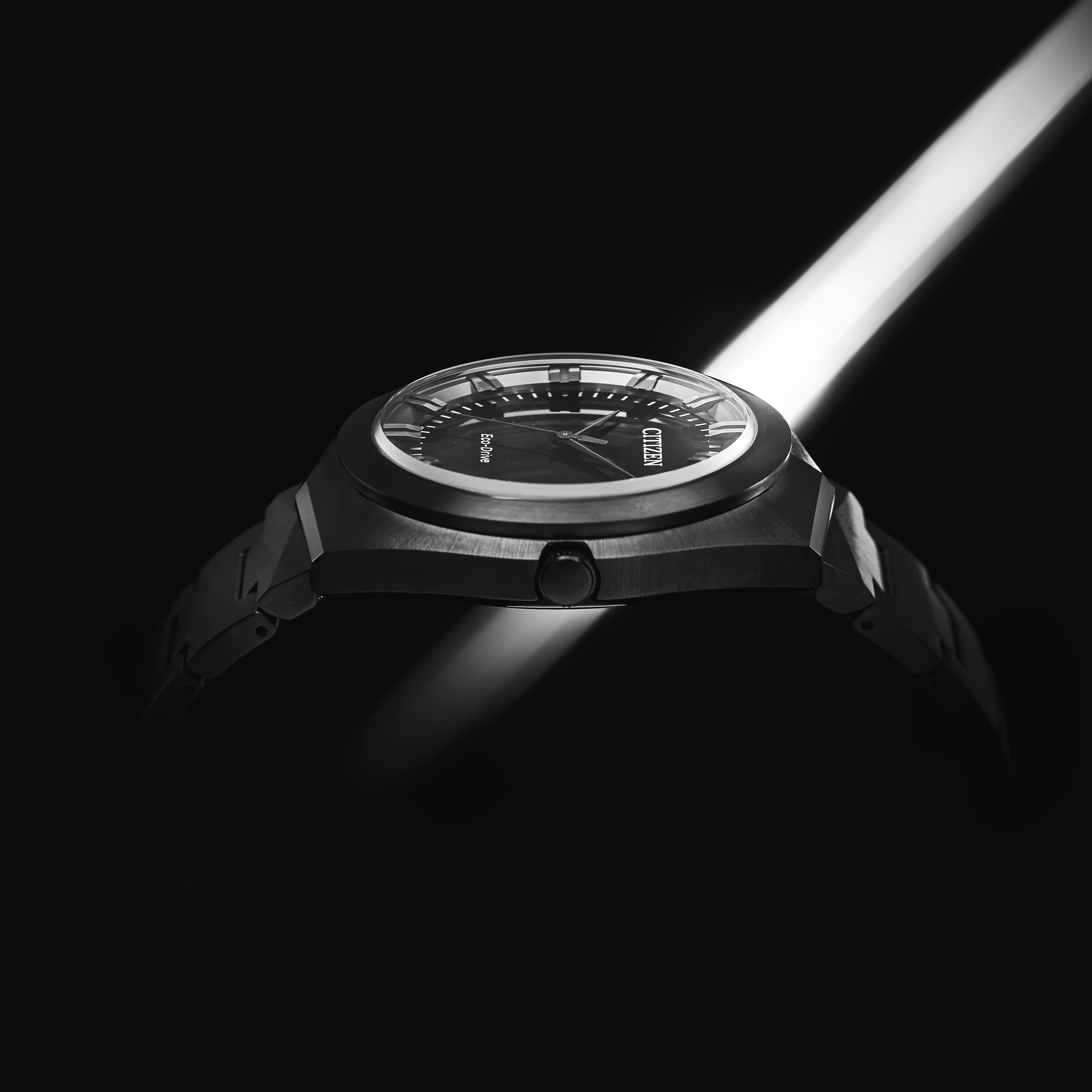 シチズン・Eco-Drive 365」の高すぎる完成度！｜雑誌Begin