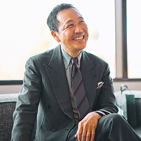 カモシタ ディレクター 鴨志田康人さん