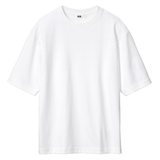 ユニクロのエアリズムコットンオーバーサイズTシャツ