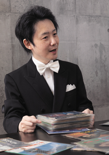刑部芳則さん