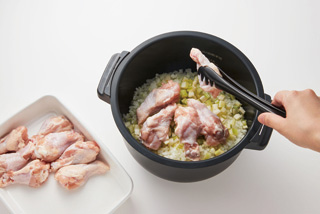 冷凍肉を直接投入することが可能