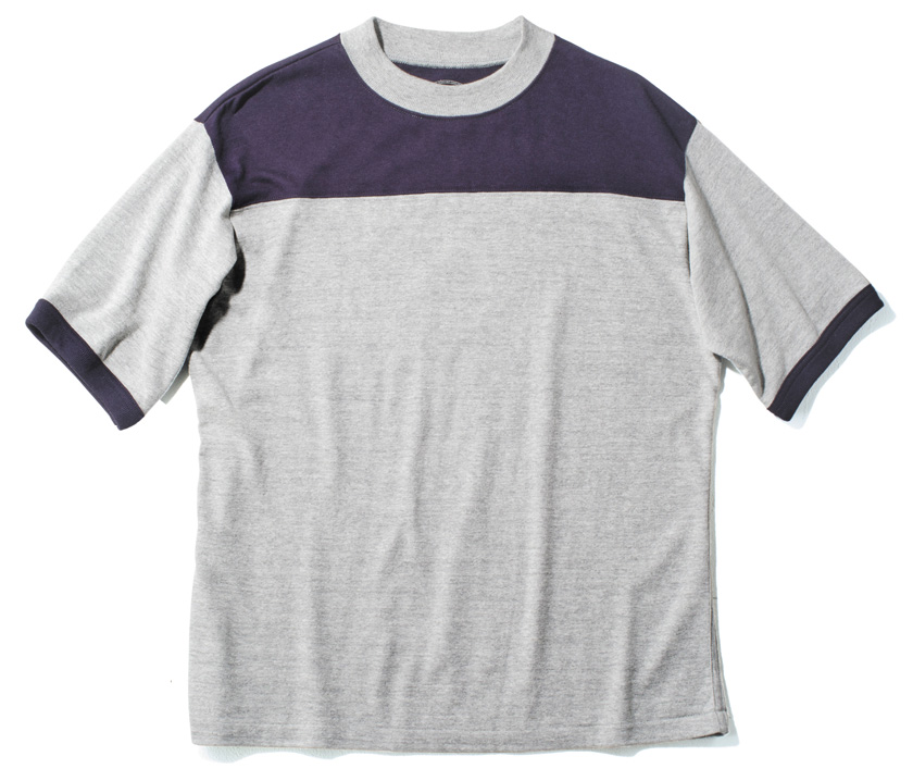 CRTのフットボールリンガーTEE