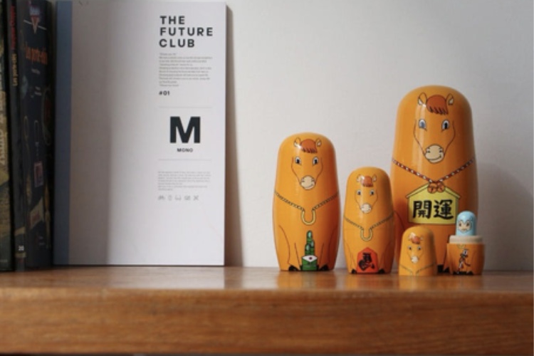 齢27で世を去ったカリスマたちがマトリョーシカで集結!