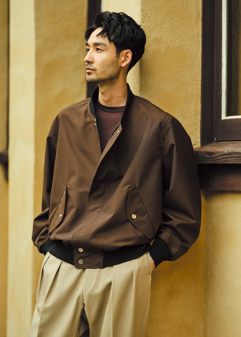 洗練デザイン際立つしなやかなウール生地