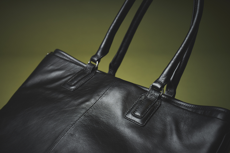 某新型にザワつく昨今にクリーンアップヒット！ プロテカの360T ホワイトエディション