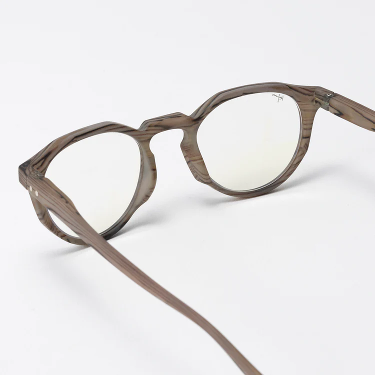 ポリカーボネイト素材