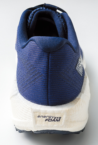 SALOMON サロモン エアロブレイズ 3 グラベル