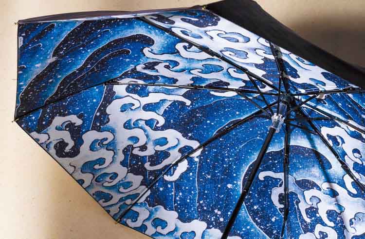 「ぬい撮り」にいかが？ 名古屋港水族館の隠れ人気「潜水服のぬいぐるみボールチェーン」