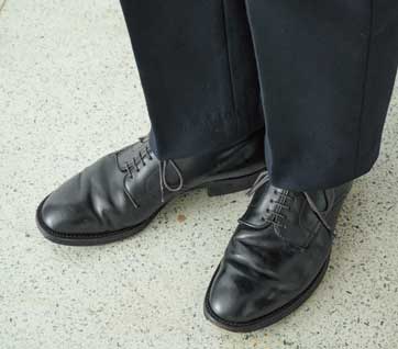 履きジワは自然に任せるのが流儀