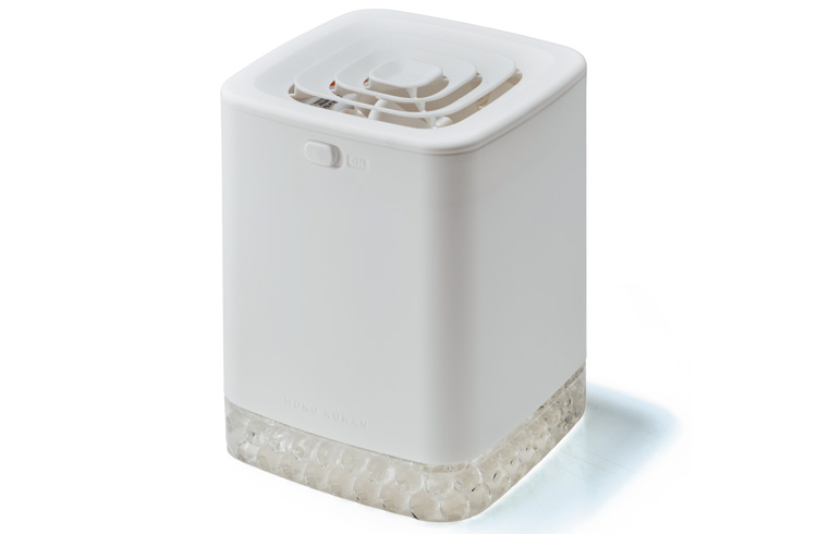 ナノ・ユニバースの人気商品「ジャケT」に防臭機能が加わった!