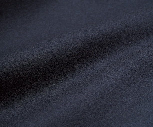 ツウの間で過熱中の秀作がライトメルトンで品格アップ