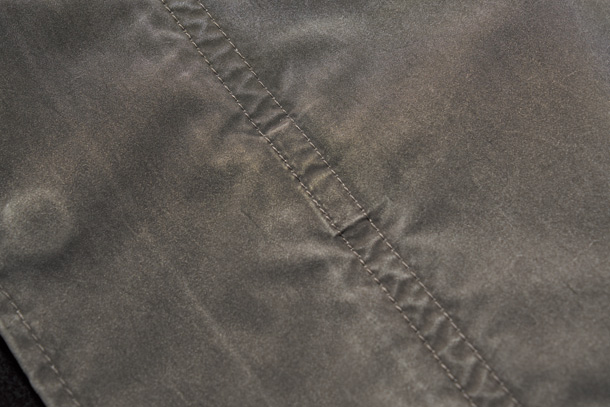 研英国で花咲いた米軍コートが日本の墨とマリアージュ