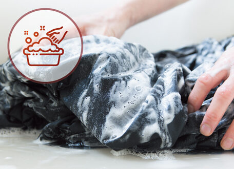 シート状の綿の繊維同士が絡み合う構造