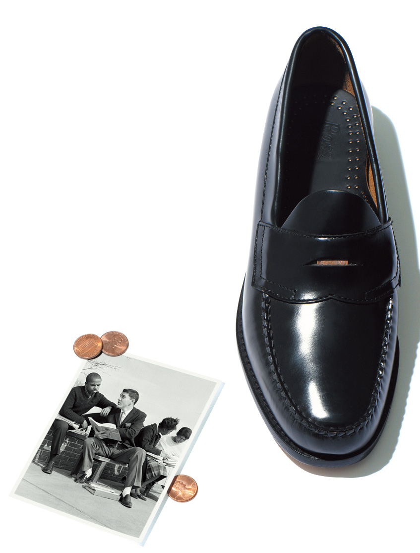 1950~60年代、ローファーを着用している米国のアイビーリーガーの様子