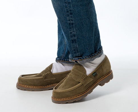 コーデが重くなりがちな秋冬にとくに使える